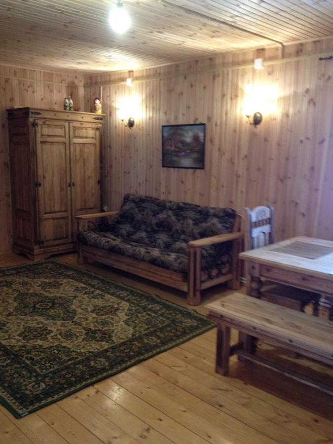 Отель Шале у озера Vladimirskoye Экстерьер фото